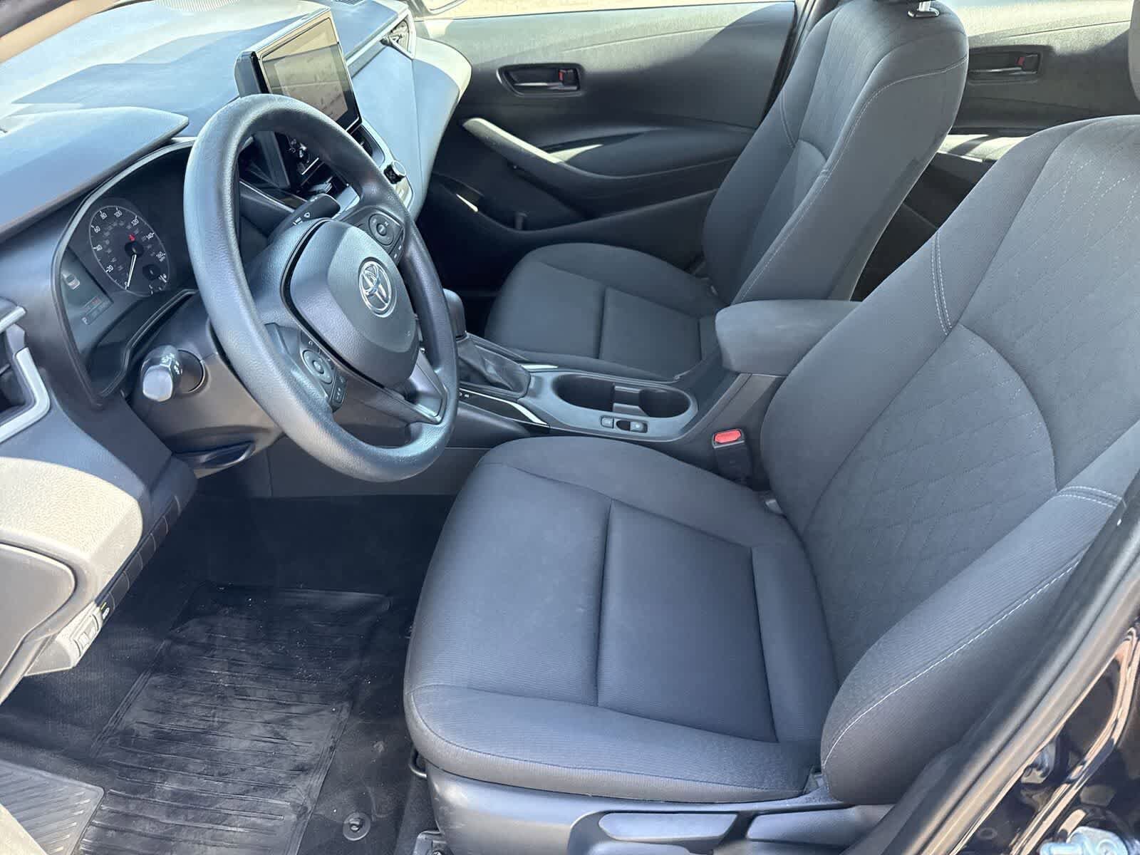 Used 2023 Toyota Corolla LE image 18
