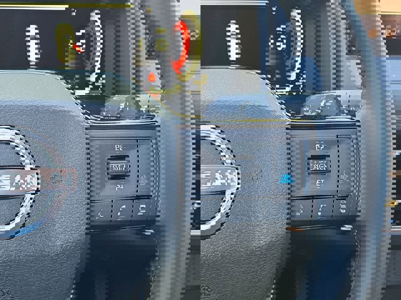 Certified 2025 Nissan Rogue Platinum w/ Platinum Premium Package image 18