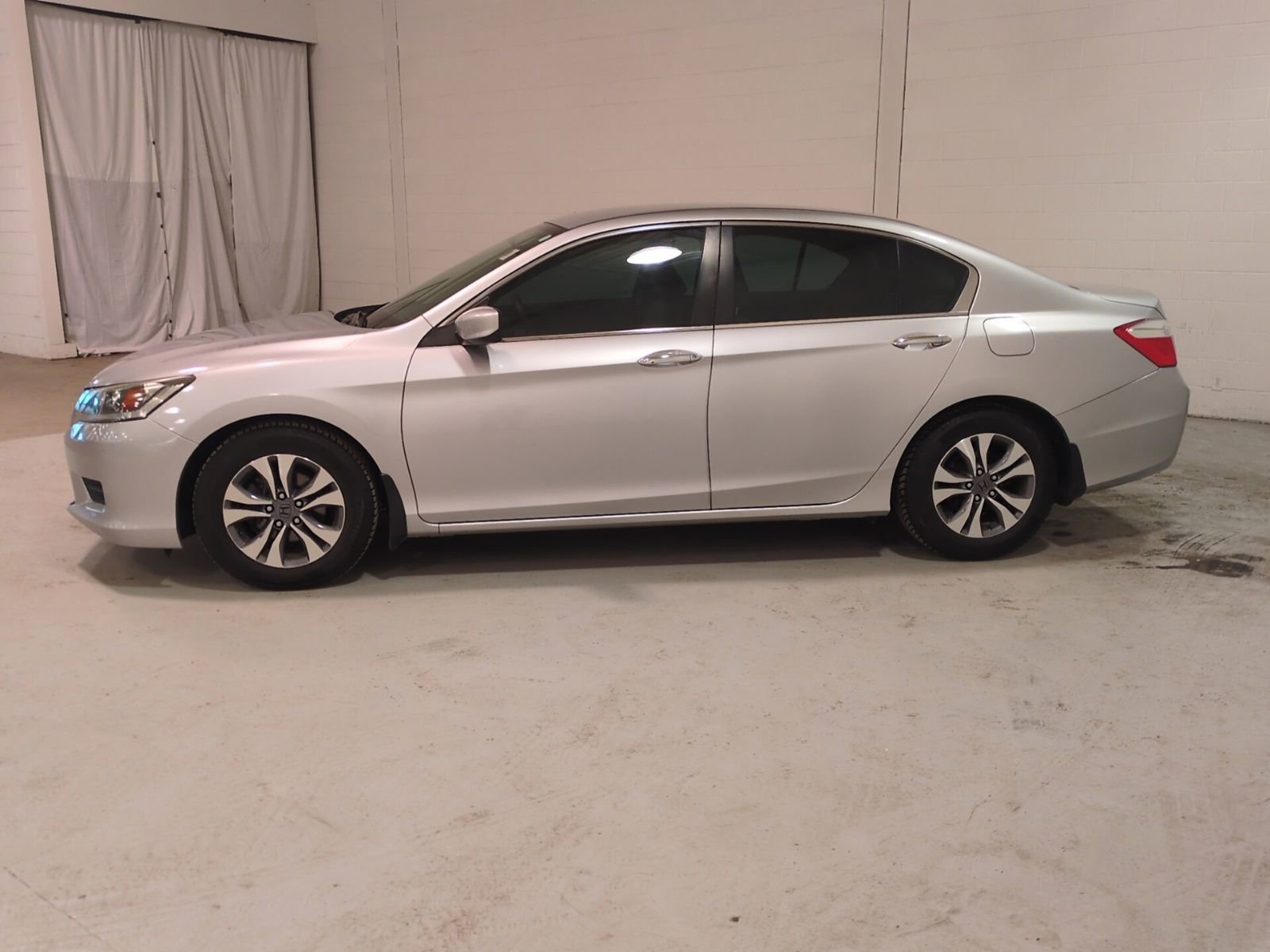 Used 2014 Honda Accord LX image 7
