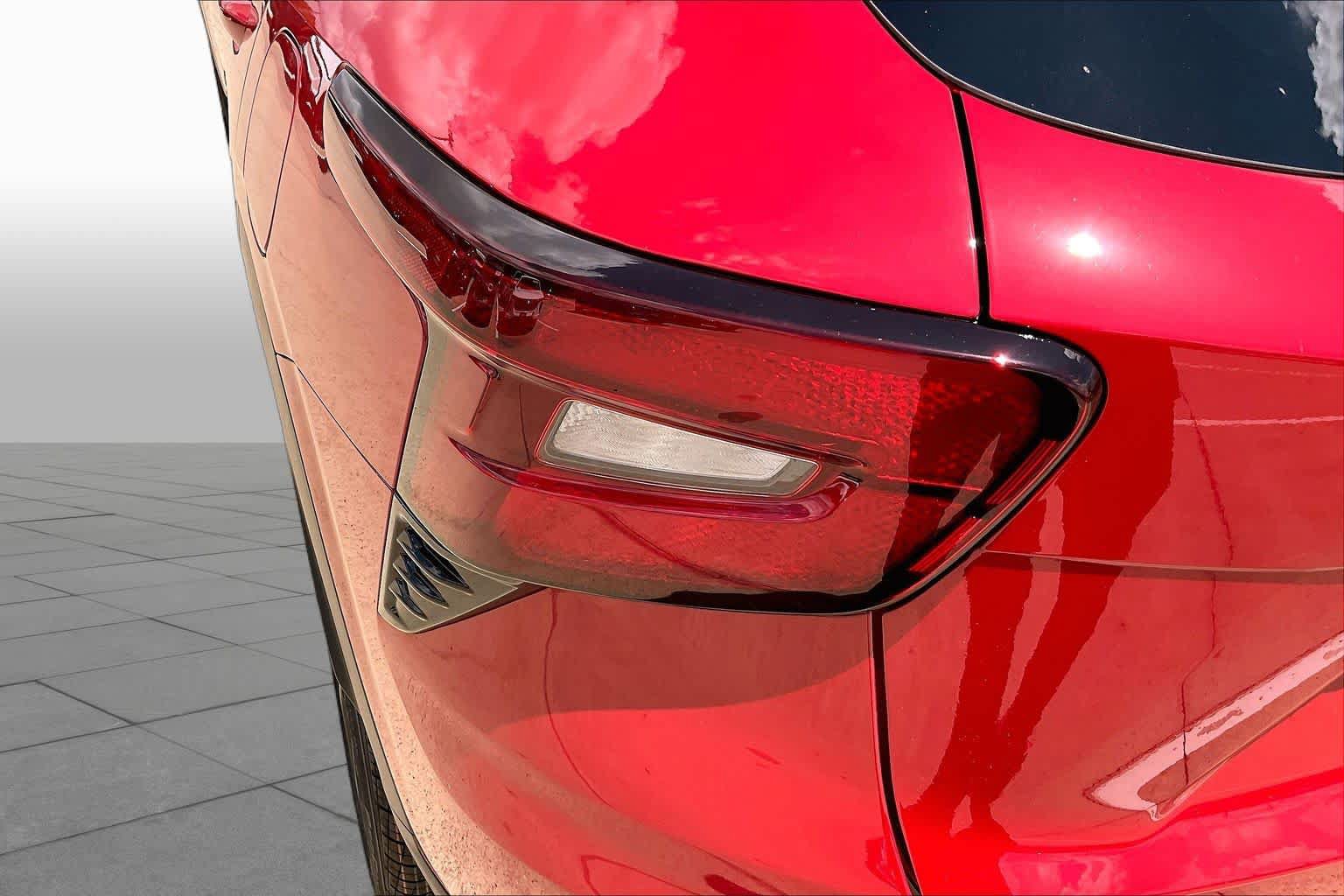 New 2026 Chevrolet Trax RS w/ Driver Confidence Package FWD image 14