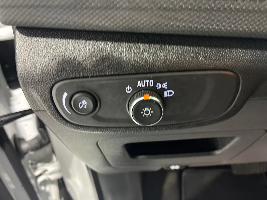 Used 2024 Chevrolet TrailBlazer LT FWD image 15