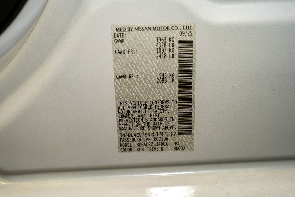 New 2025 Nissan Altima 2.5 SR image 19