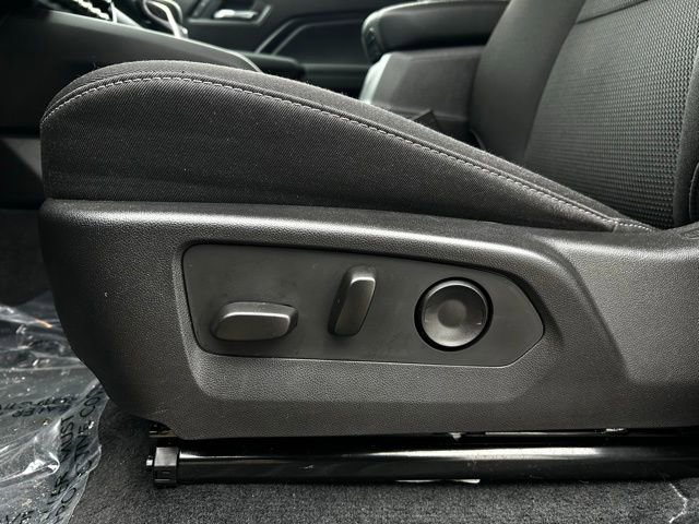 Used 2025 GMC Canyon Elevation w/ Convenience Package image 14