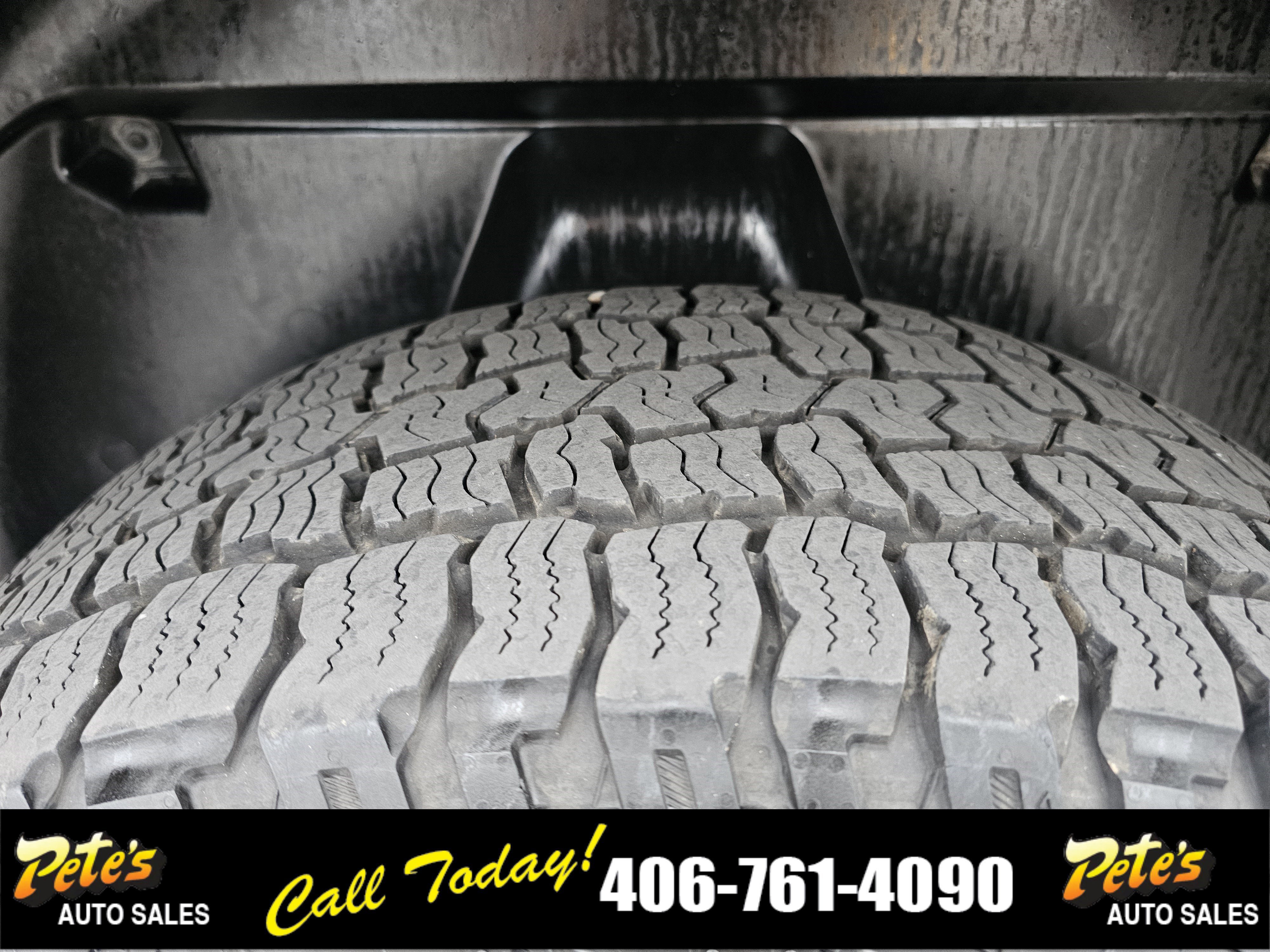 Used 2018 RAM 1500 Laramie w/ Convenience Group image 12