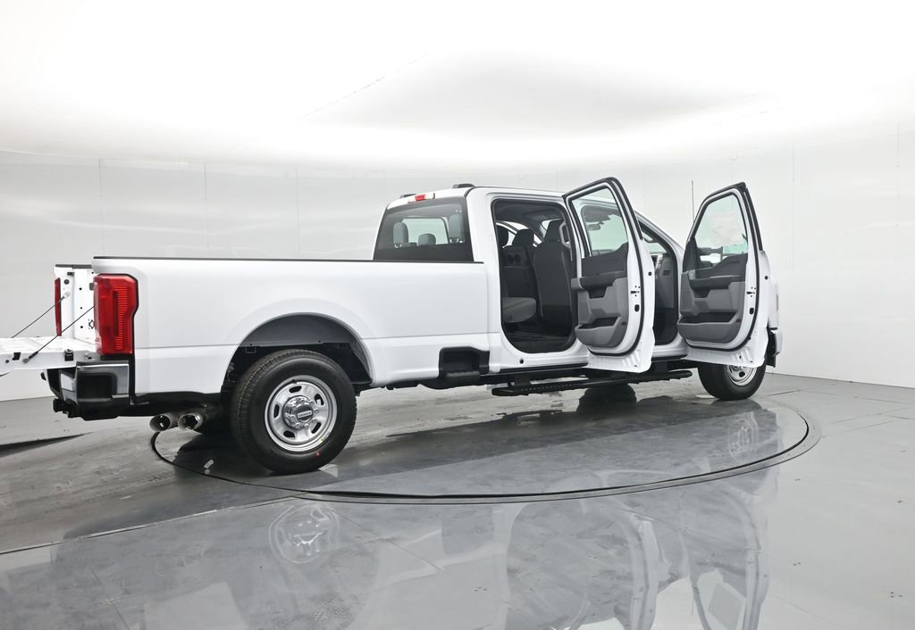 New 2026 Ford F350 XL image 5