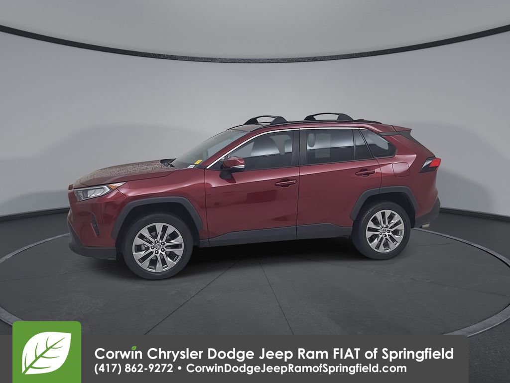 Used 2021 Toyota RAV4 XLE Premium AWD/4WD image 8