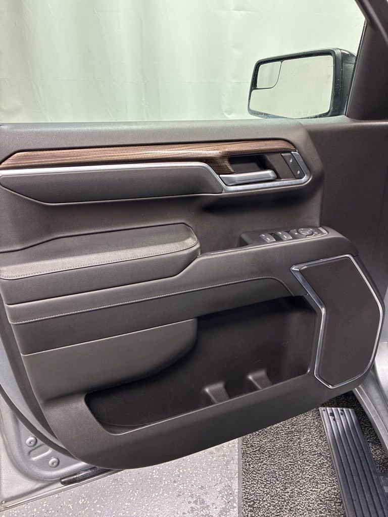 Used 2023 Chevrolet Silverado 1500 RST image 13