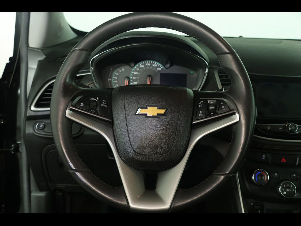 Used 2022 Chevrolet Trax LT w/ Driver Confidence Package image 24