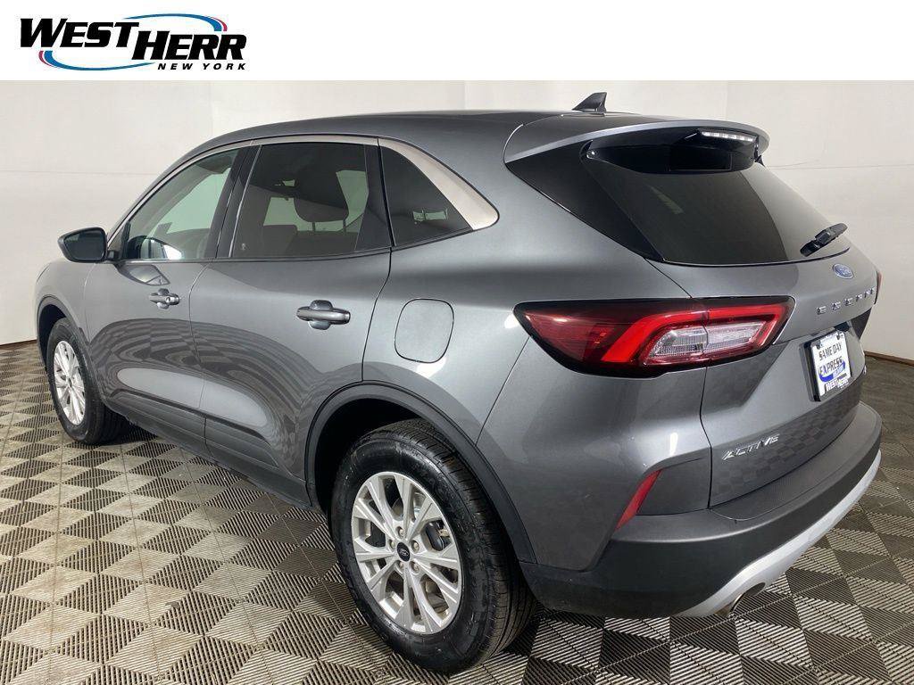 Used 2023 Ford Escape Active AWD/4WD image 28