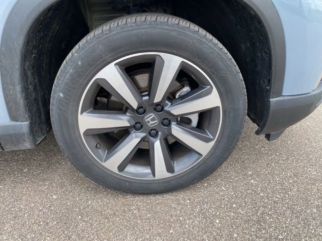 Used 2025 Honda Pilot Touring image 5