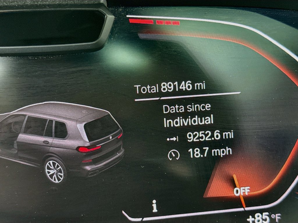 Used 2019 BMW X7 xDrive40i w/ M Sport Package AWD/4WD image 12