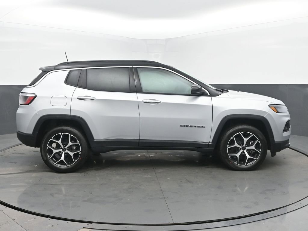 New 2026 Jeep Compass Limited image 6