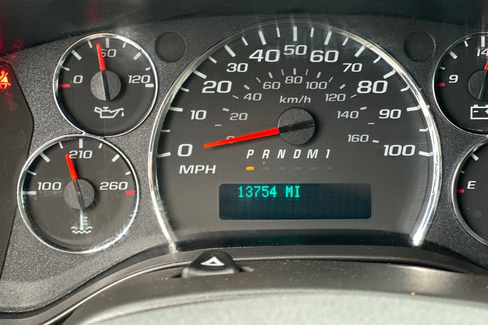 Used 2023 Chevrolet Express 2500 w/ Driver Convenience Package image 25