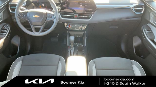 Used 2025 Chevrolet TrailBlazer LT image 15