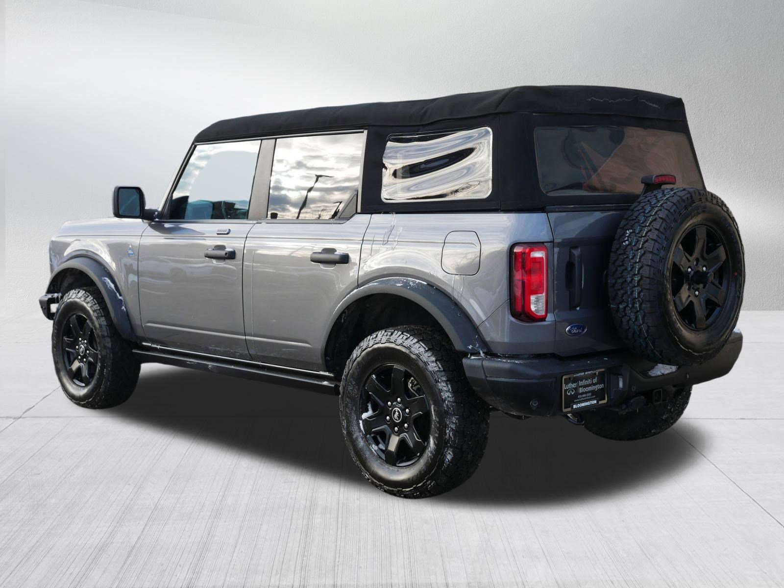 Used 2023 Ford Bronco Black Diamond image 5