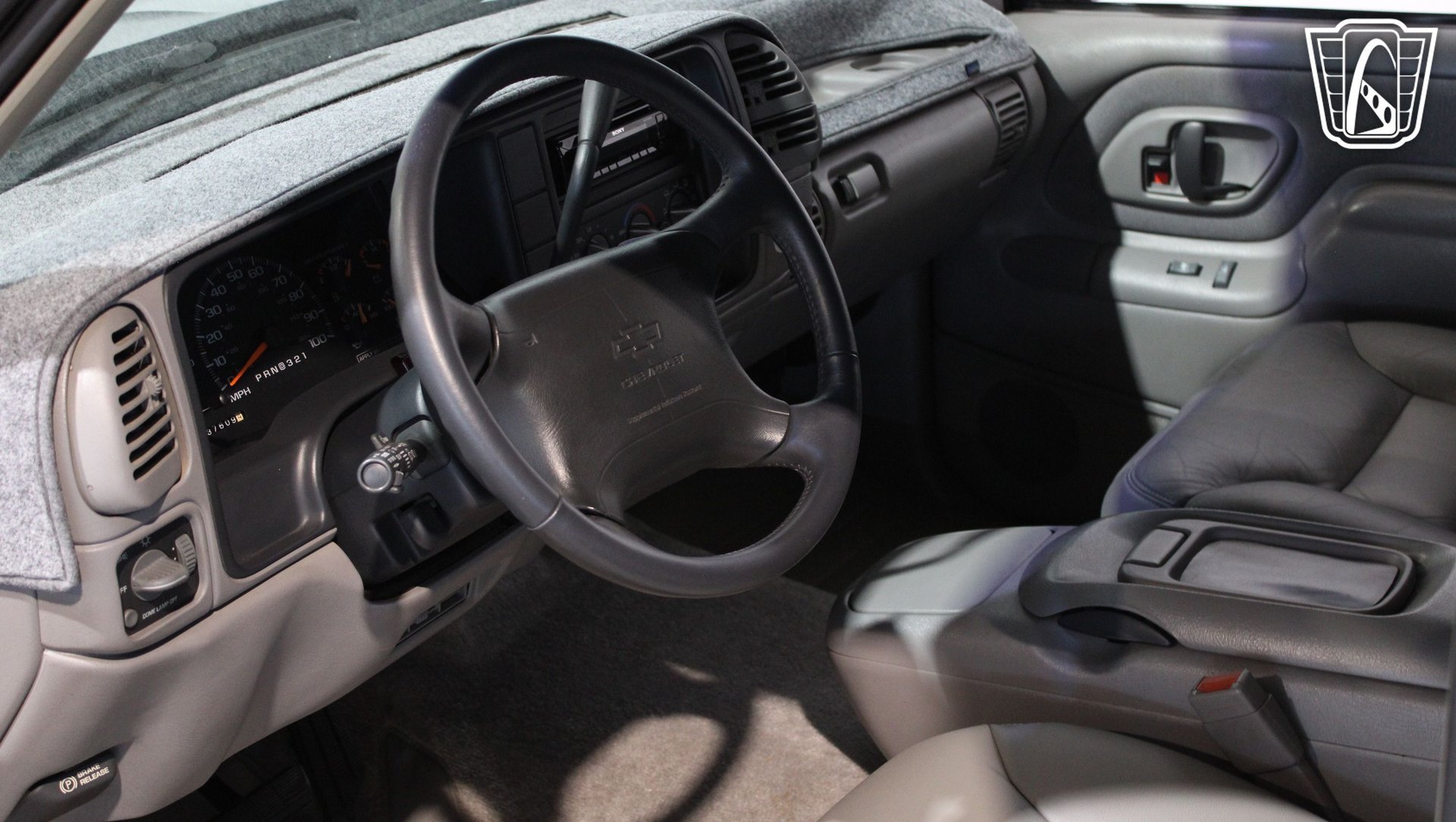 Used 1996 Chevrolet Tahoe 4WD 2-Door image 15