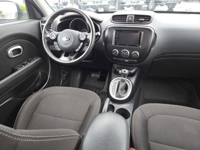 Used 2018 Kia Soul FWD image 23