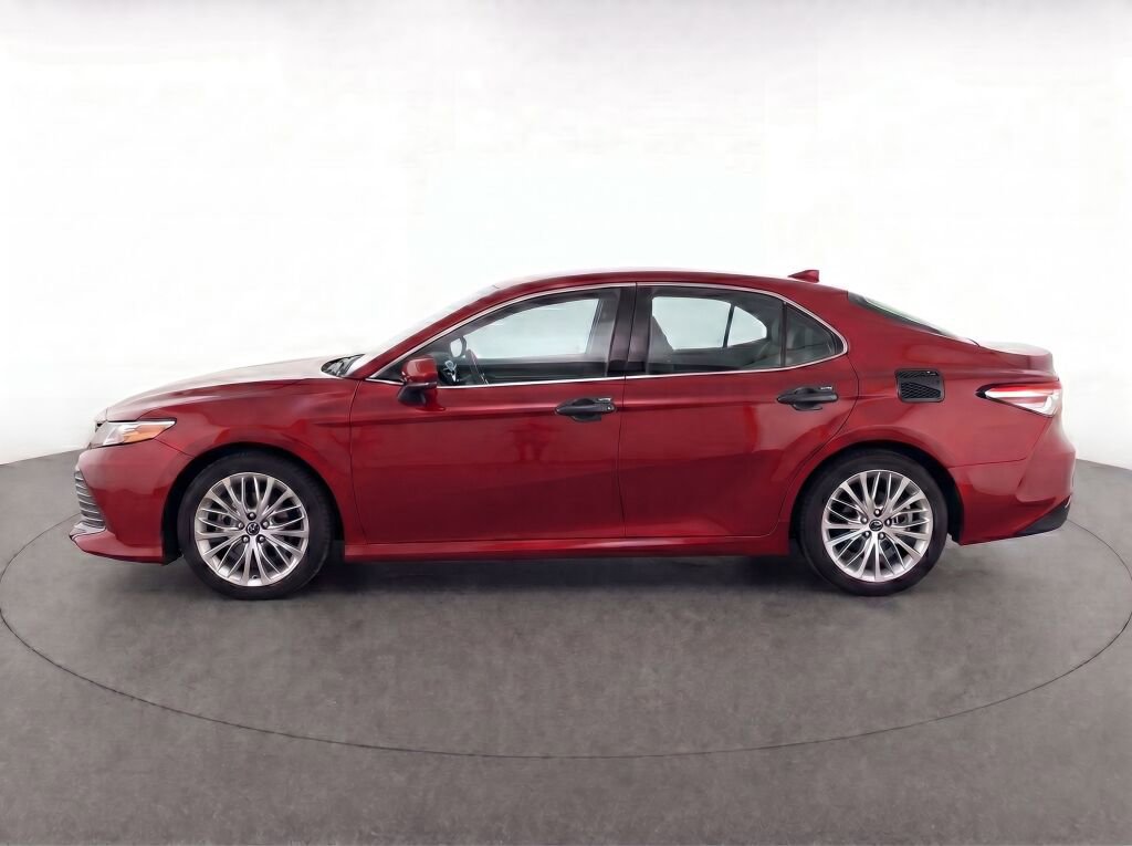 Used 2020 Toyota Camry XLE w/ Driver Assist Package FWD image 6