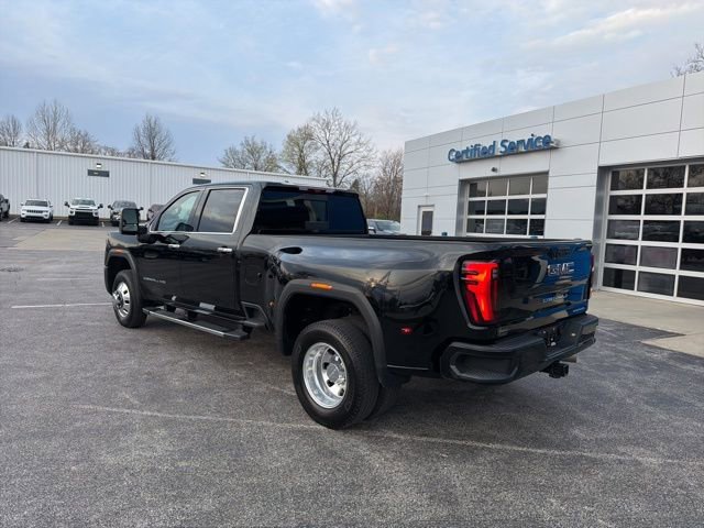 Used 2024 GMC Sierra 3500 Denali w/ Denali Reserve Package image 10