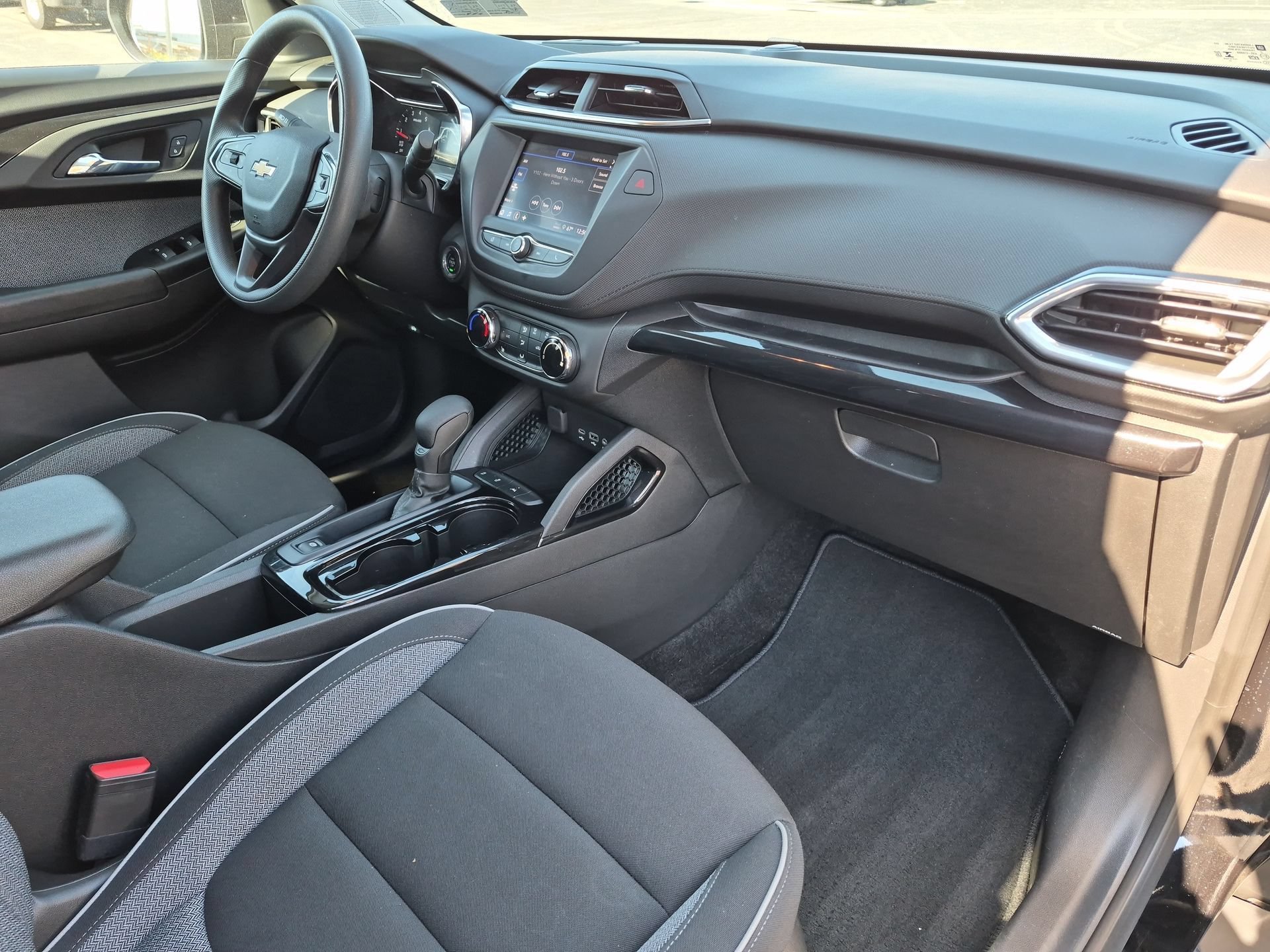 Certified 2023 Chevrolet TrailBlazer LT FWD image 28