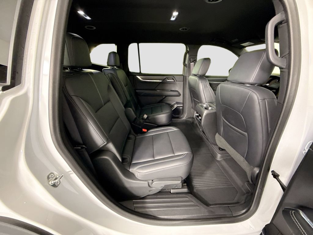 Used 2024 GMC Acadia Elevation w/ Luxury Package image 22