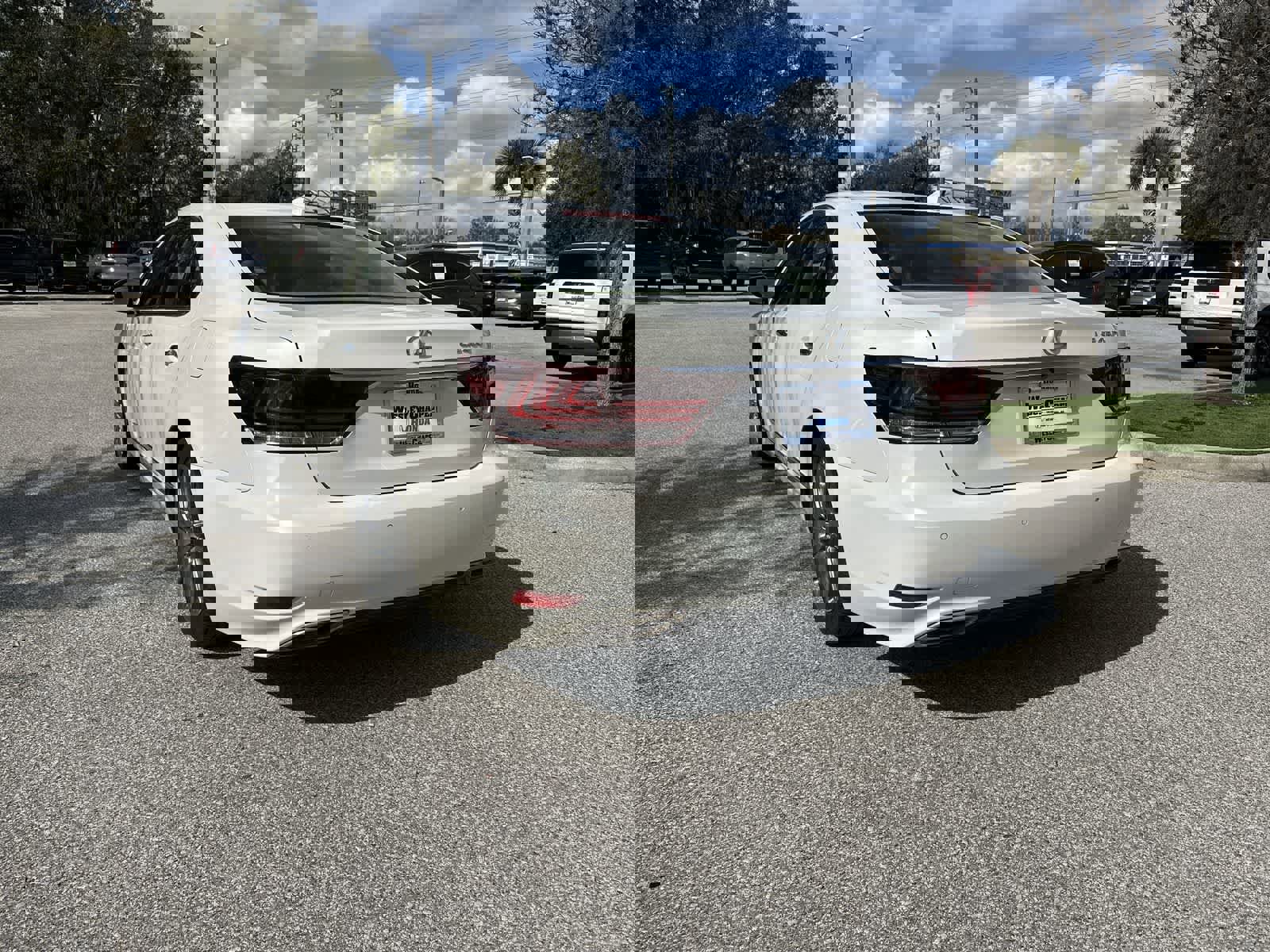 Used 2016 Lexus LS 460 w/ Comfort Package image 4