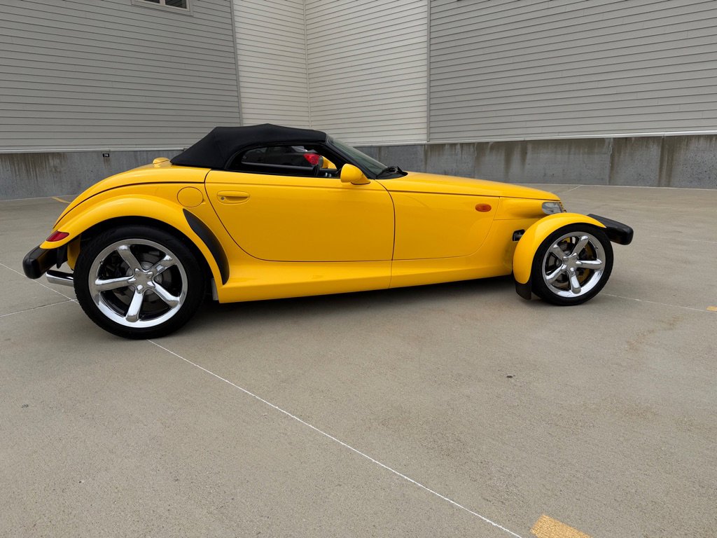 Used 2000 Plymouth Prowler RWD image 8