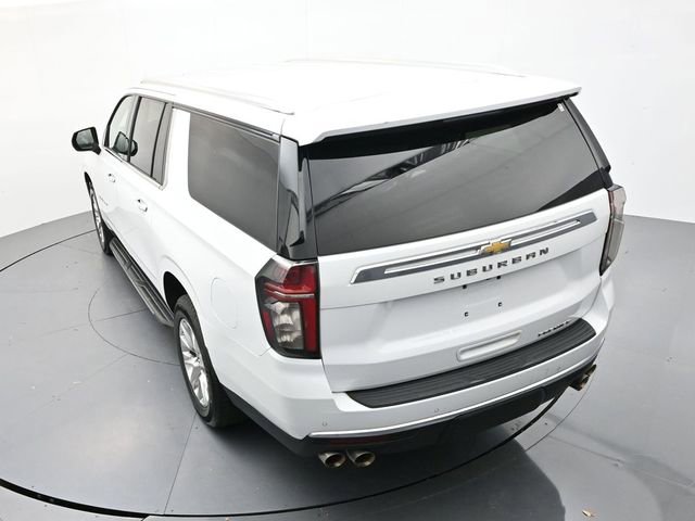 Used 2023 Chevrolet Suburban Premier image 32