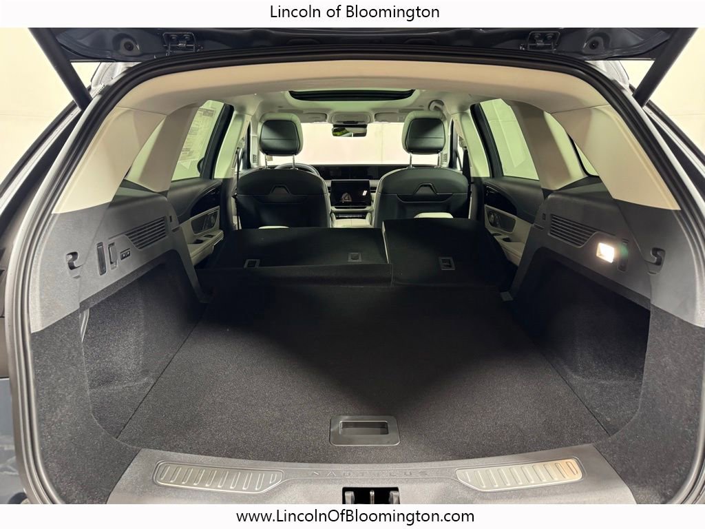 New 2026 Lincoln Nautilus Premier w/ Equipment Group 102A AWD/4WD image 72