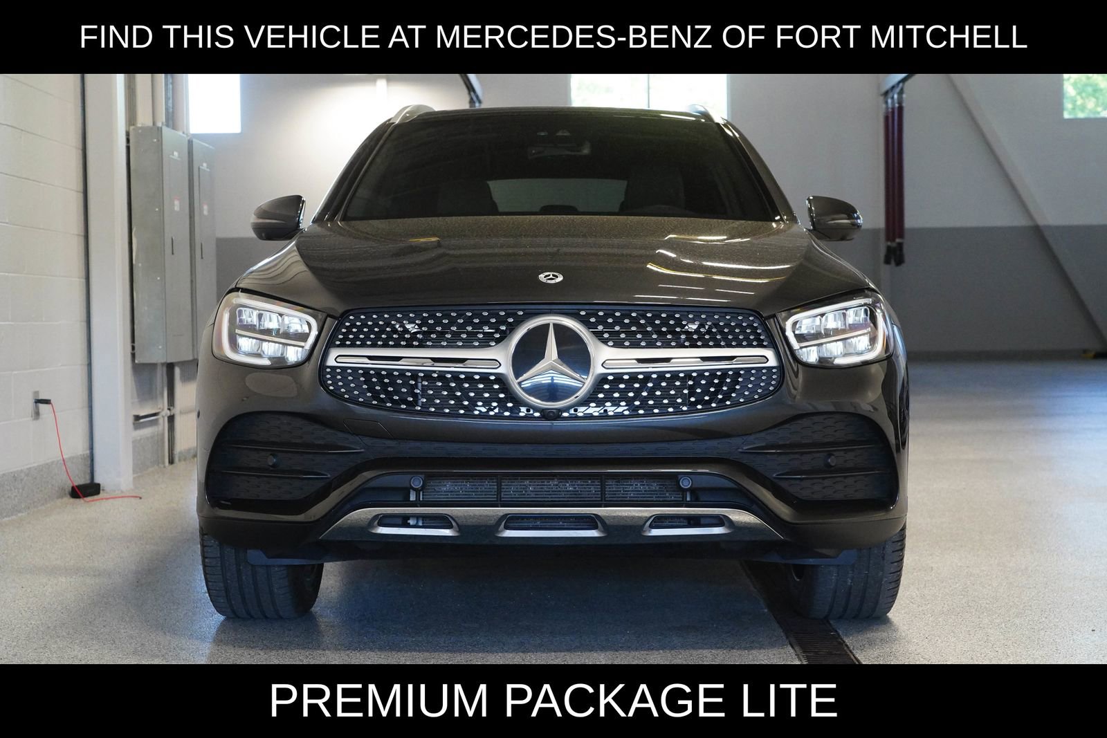 Certified 2022 Mercedes-Benz GLC 300 4MATIC image 2