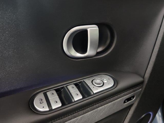 Certified 2023 Hyundai Ioniq 5 Limited AWD/4WD image 10