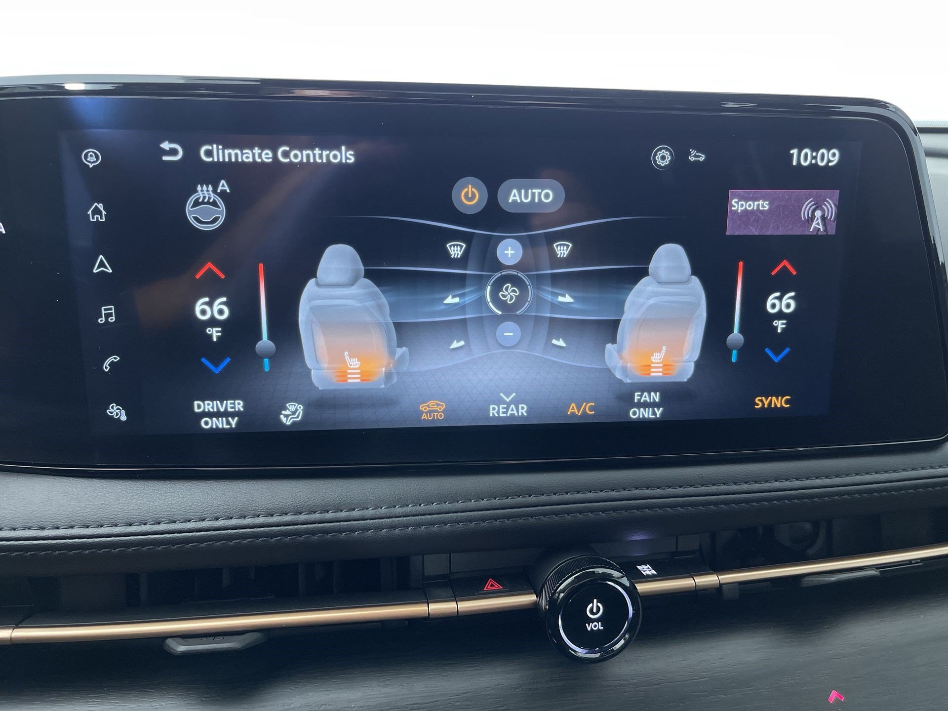 Certified 2024 Nissan Ariya AWD image 21