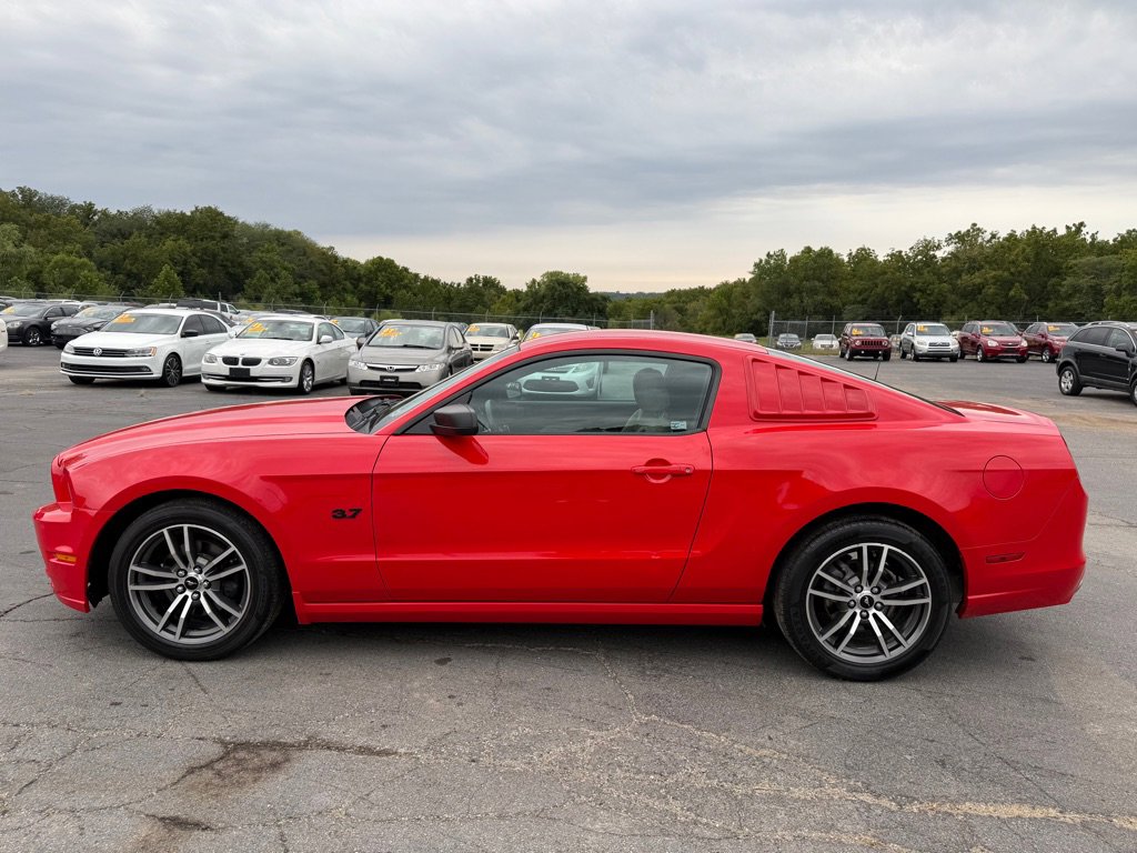 Used 2014 Ford Mustang Coupe image 1