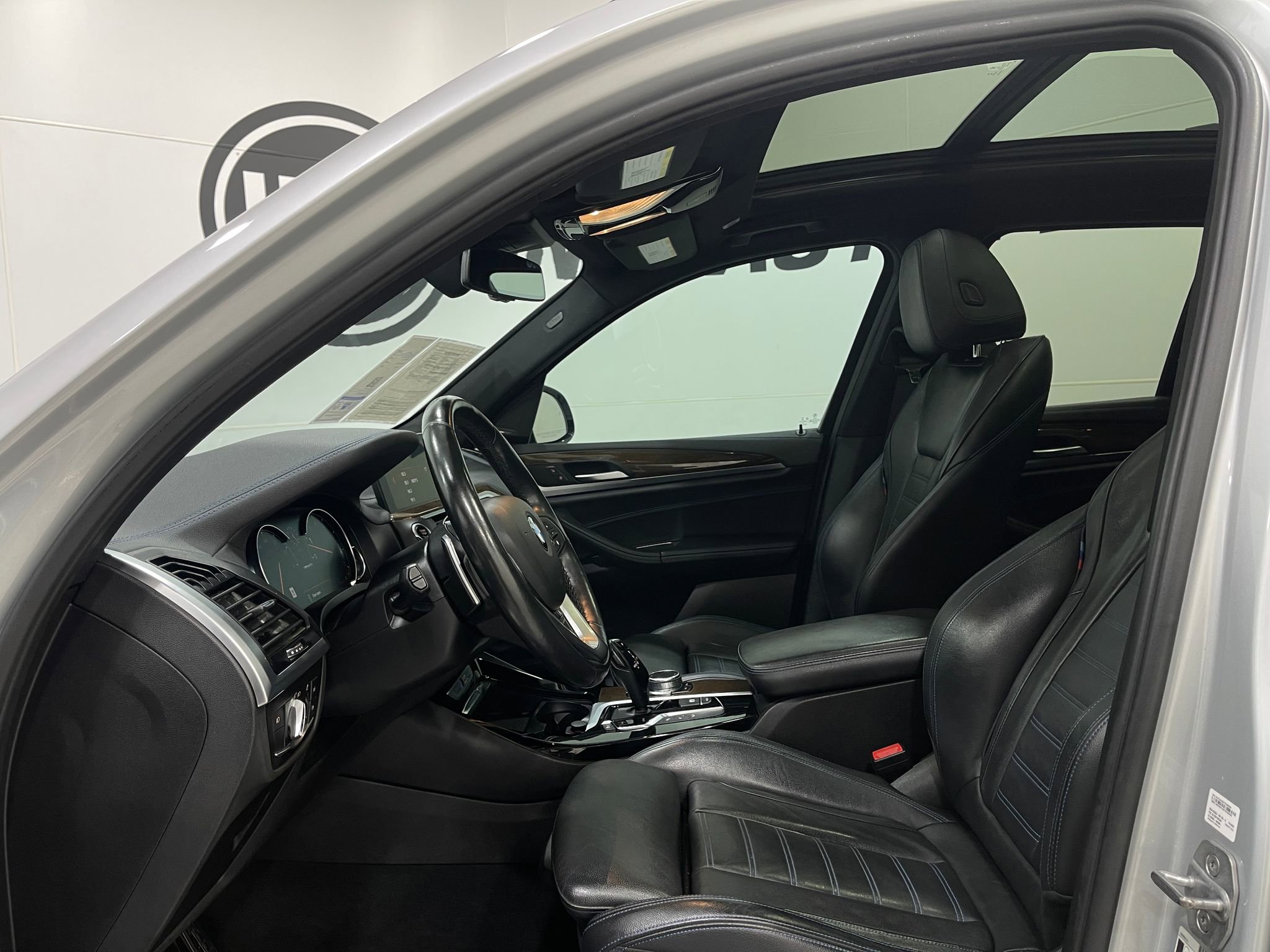 Used 2018 BMW X3 M40i image 13