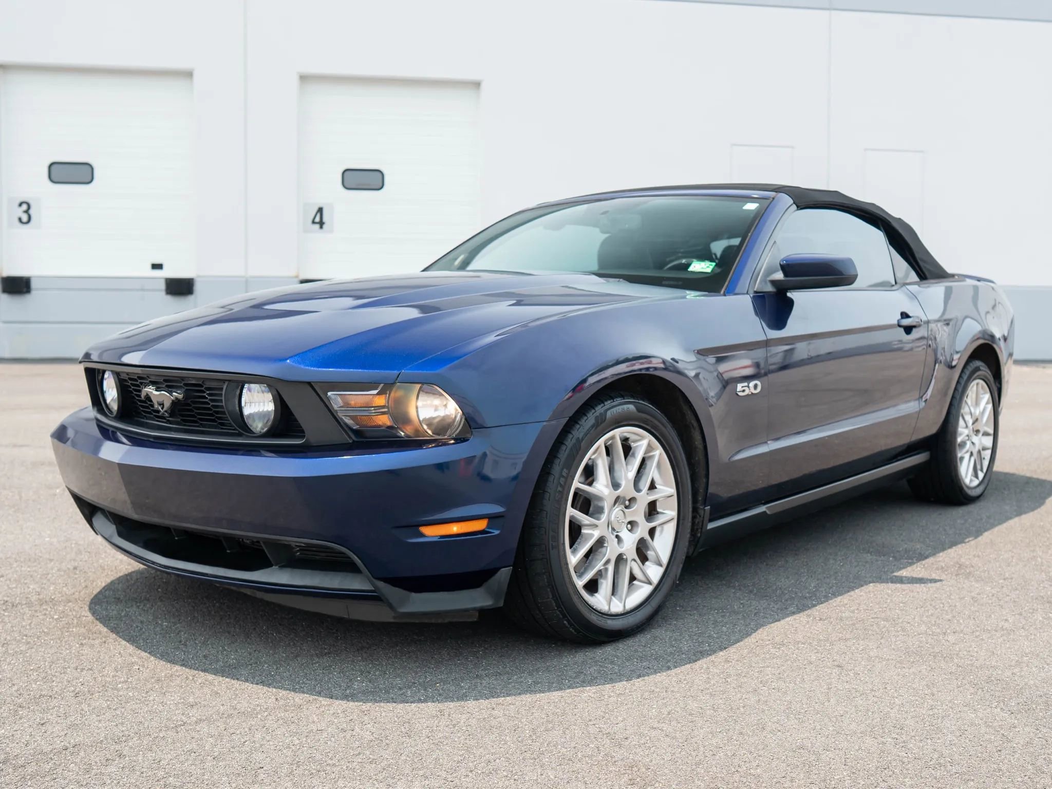 Used 2012 Ford Mustang GT Premium image 2