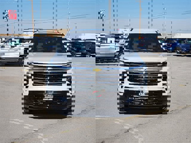 New 2026 Chevrolet Traverse High Country w/ LPO, Floor Liner Package image 2