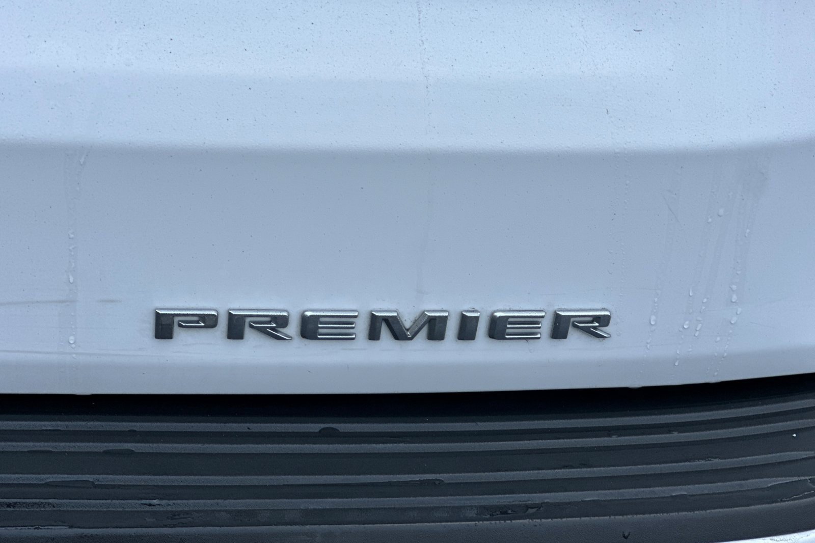 Used 2022 Chevrolet Suburban Premier image 53