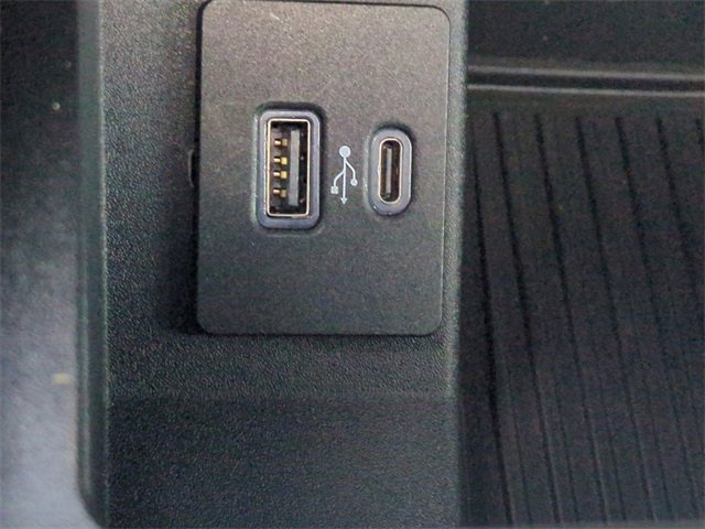 Certified 2021 Ford F250 Lariat w/ FX4 Off-Road Package image 22