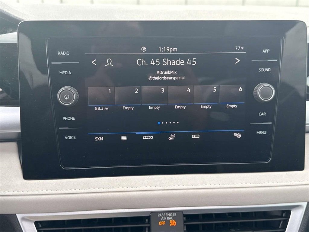 New 2025 Volkswagen Taos SE image 18