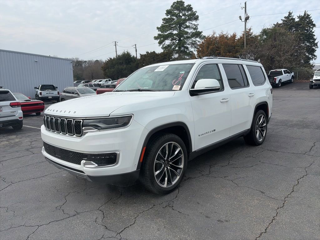 Used 2022 Jeep Wagoneer Series III w/ Premium Group I image 3
