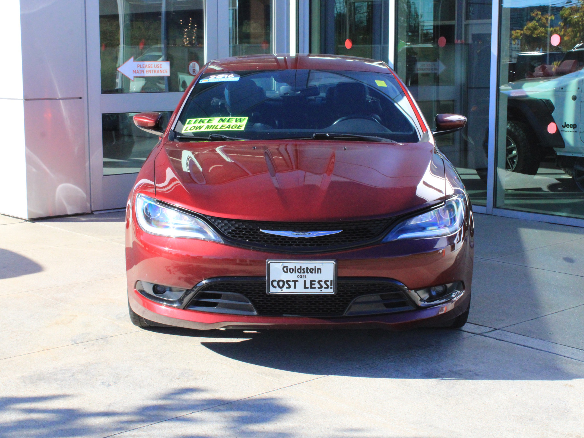 Used 2016 Chrysler 200 S w/ Comfort Group FWD image 2