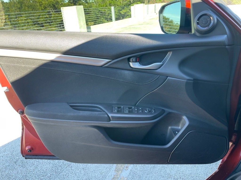 Used 2019 Honda Civic EX image 11