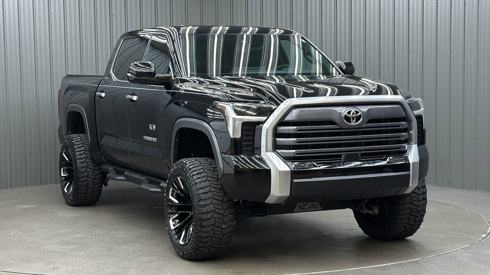 Used 2025 Toyota Tundra Limited image 7