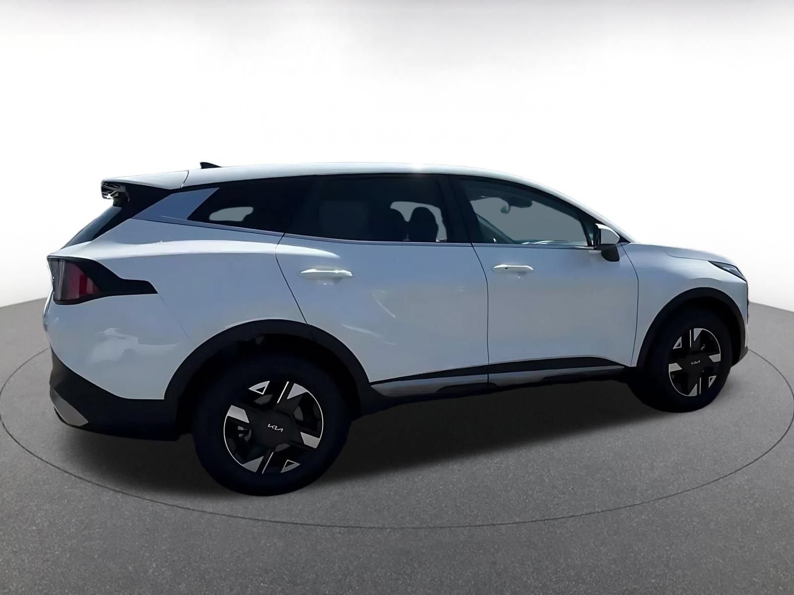 Used 2026 Kia Sportage LX AWD/4WD image 12