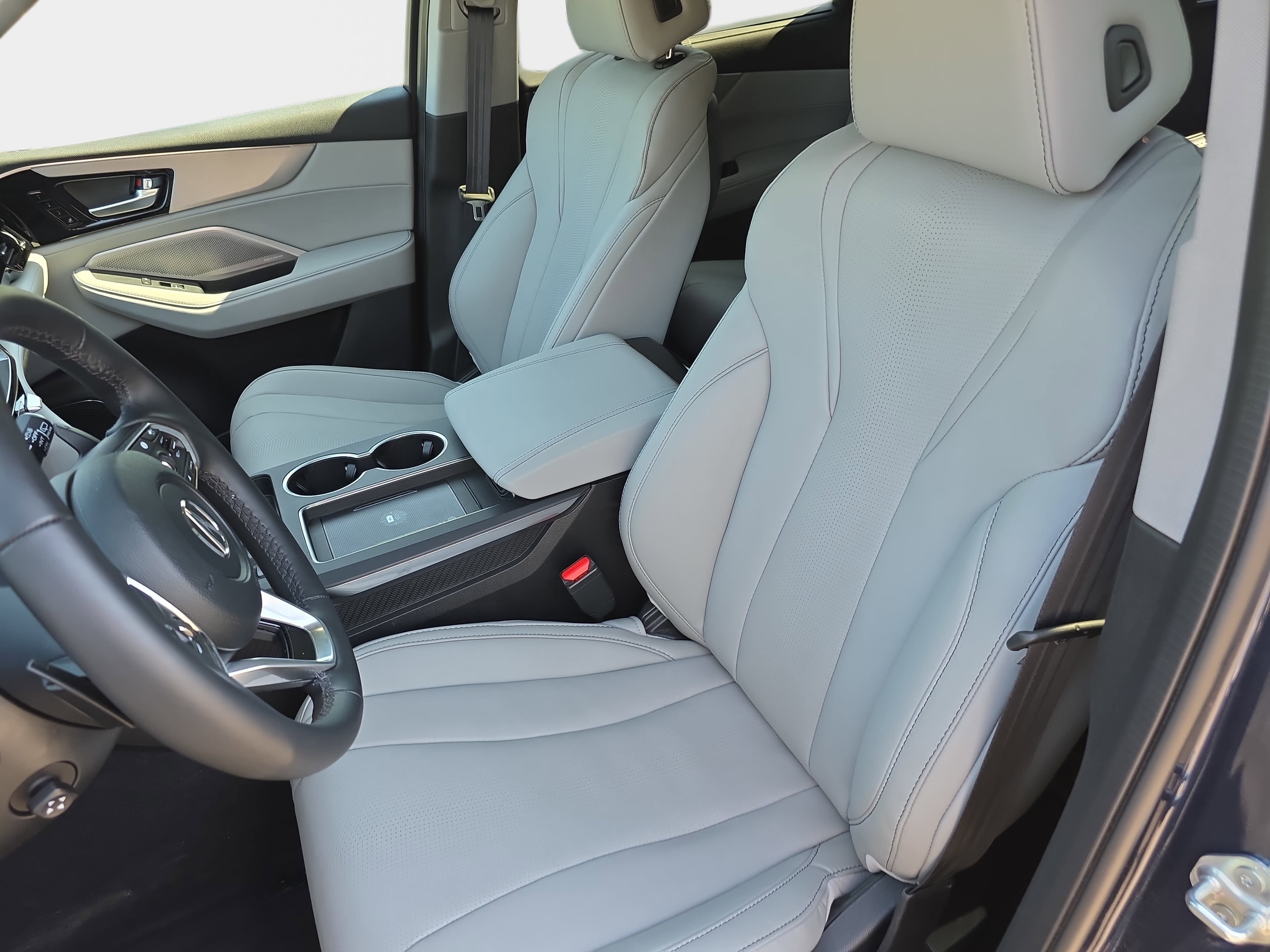 Certified 2026 Acura MDX FWD w/ Technology Package image 15