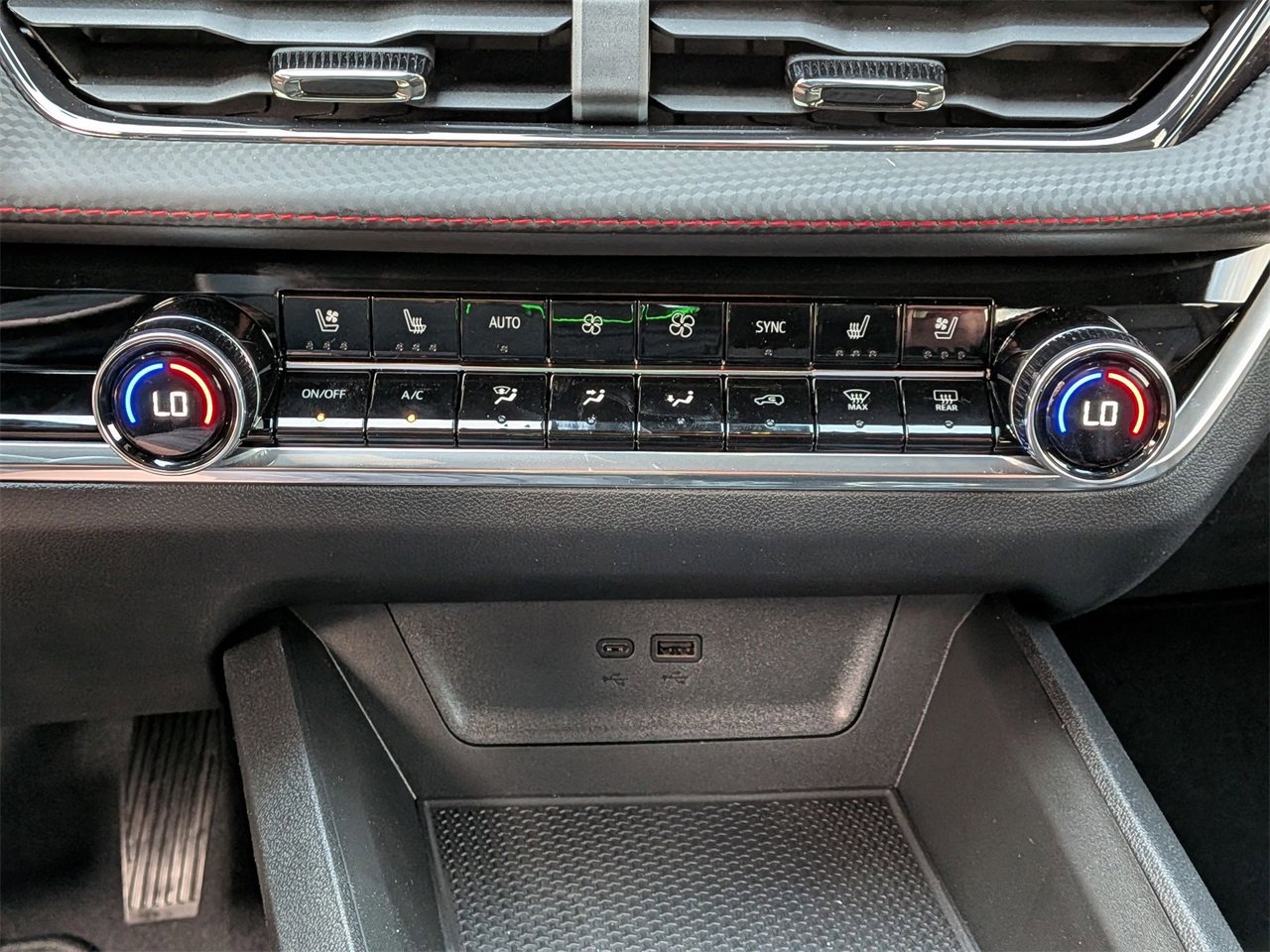 New 2026 Chevrolet Equinox RS w/ Convenience Package III image 17