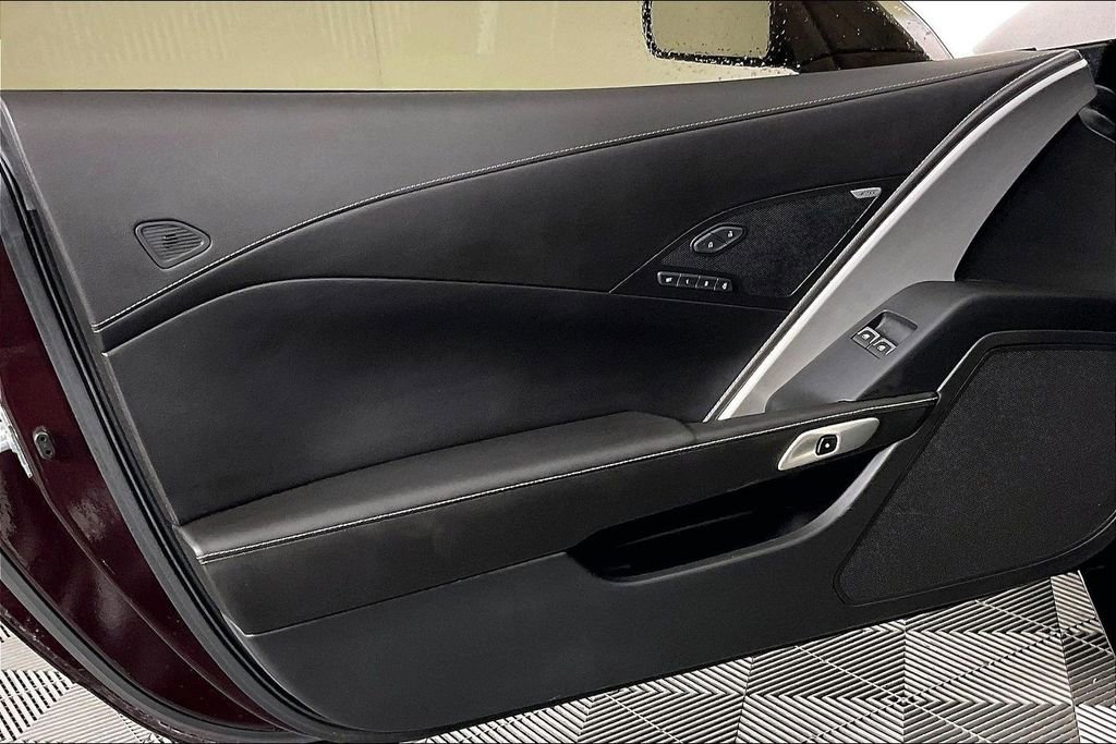 Used 2017 Chevrolet Corvette Stingray Coupe image 24
