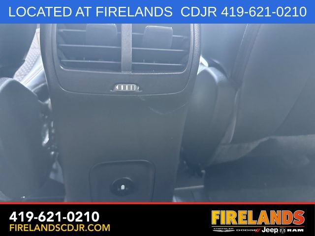 Used 2023 Ford Escape ST-Line Select AWD/4WD image 6
