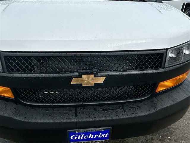 New 2025 Chevrolet Express 3500 Extended image 25