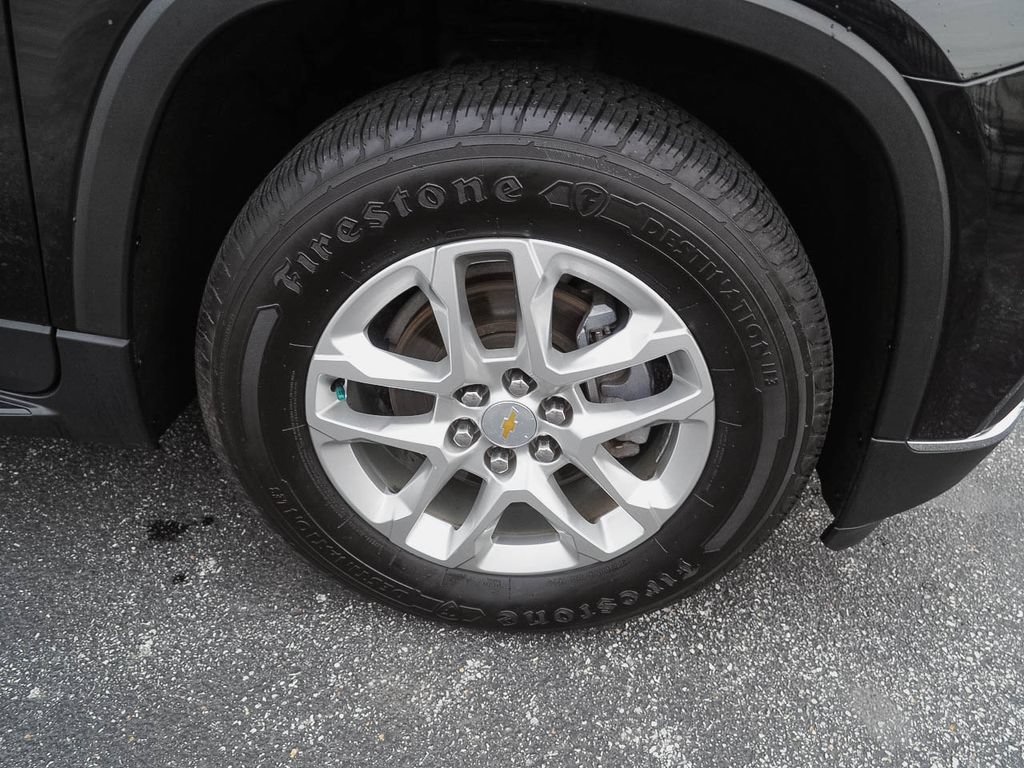 Used 2020 Chevrolet Traverse LT FWD image 36